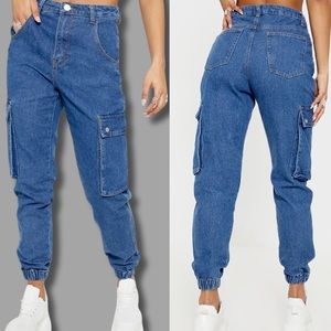 PrettyLittleThing High Rise Cargo Jeans Sz. 8